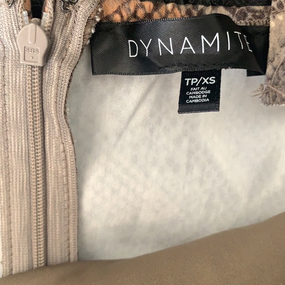 Because I have too many clothes 🥺 - Picture 3 of 4